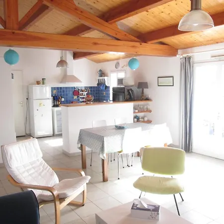 度假居 Maison Confortable A La Gueriniere, Proche Plage, Animaux Admis - Fr-1-823-4 *